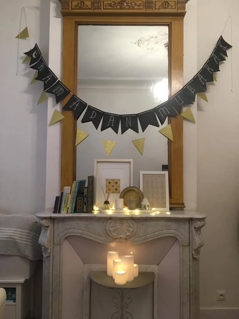 C’est ici qu’Hassina se recueille pendant le ramadan en confinement.